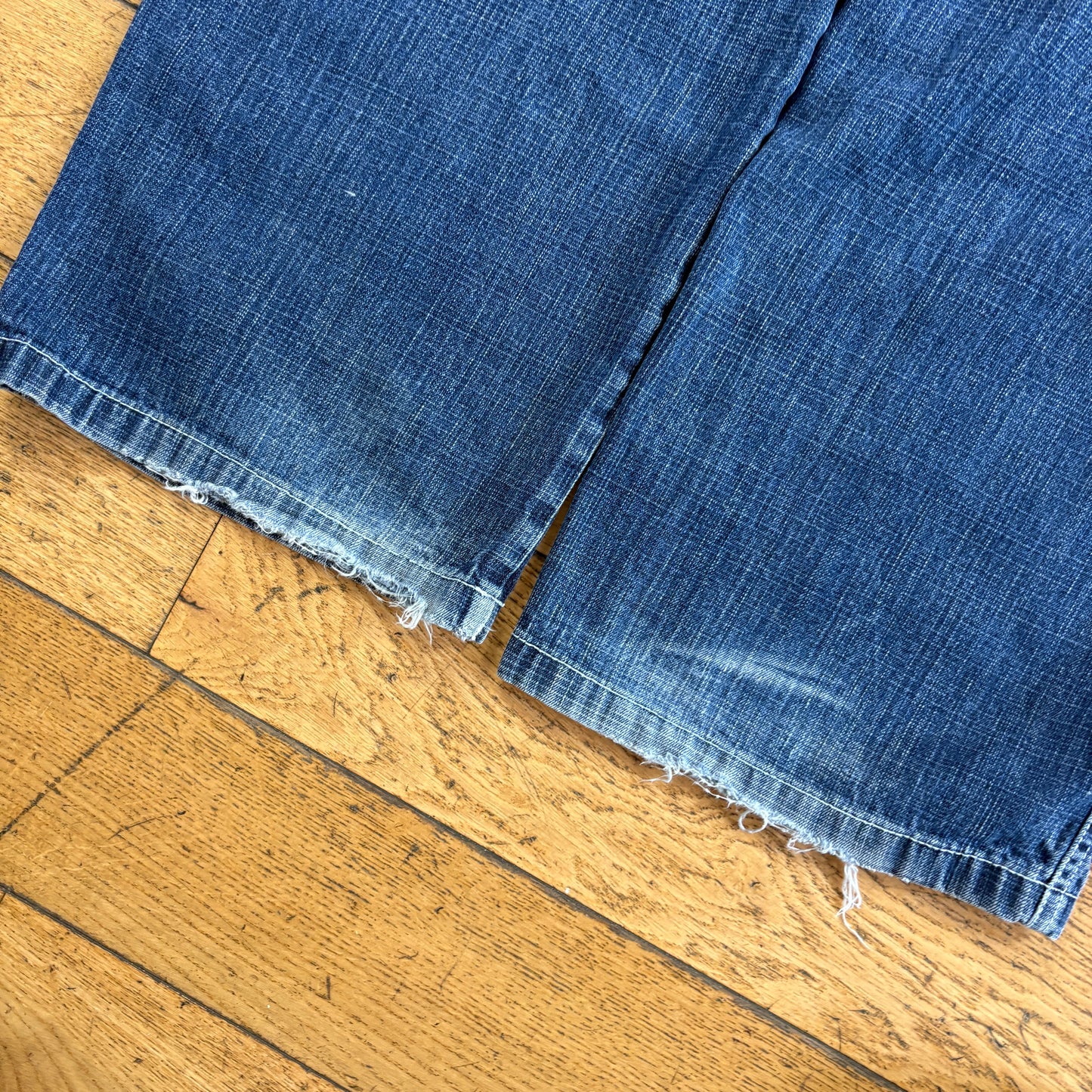 Vintage Southpole Blue Embroidered Y2K Hip Hop Baggy Jeans - 36