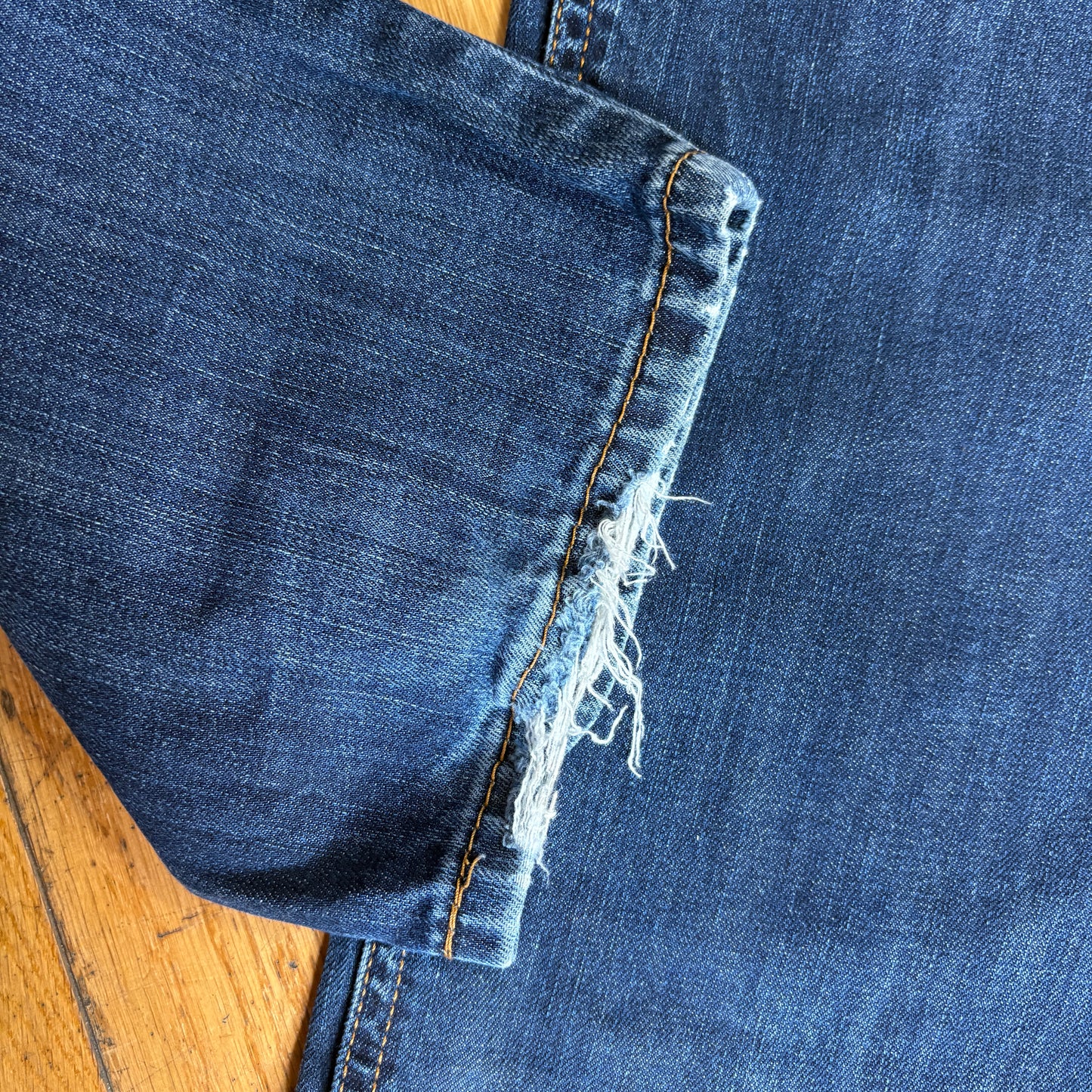 Vintage Levis 541 Straight Blue Denim Jeans - 38