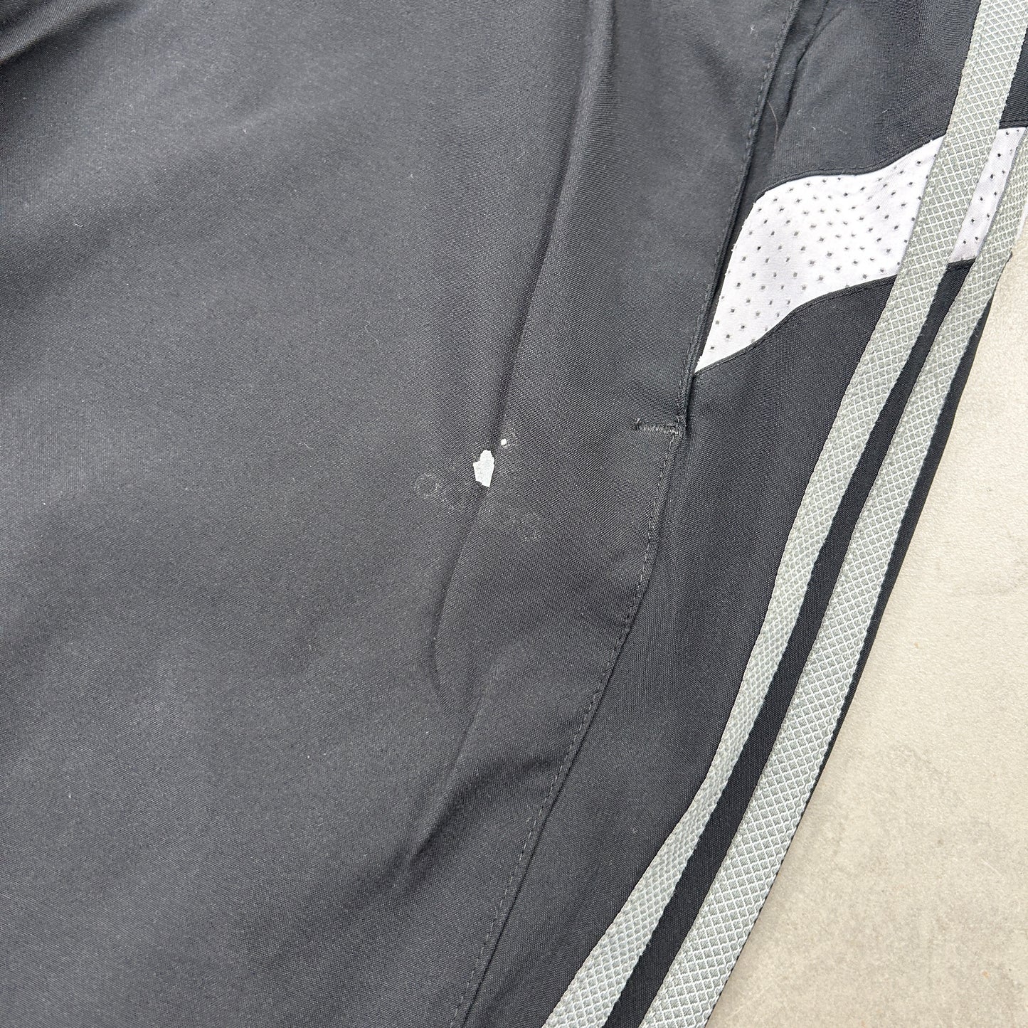Vintage Adidas Black Baggy Tracksuit Sweatpants Track Pants Bottoms - L
