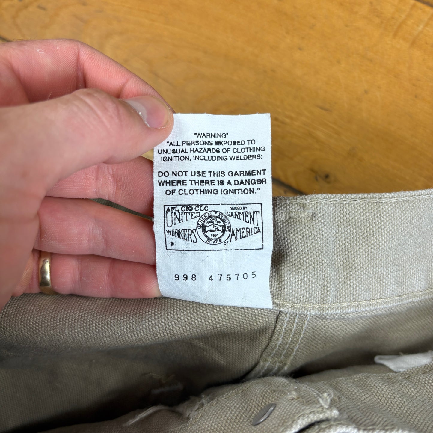 Vintage Carhartt Cream Workwear Baggy Carpenter Shorts - 31