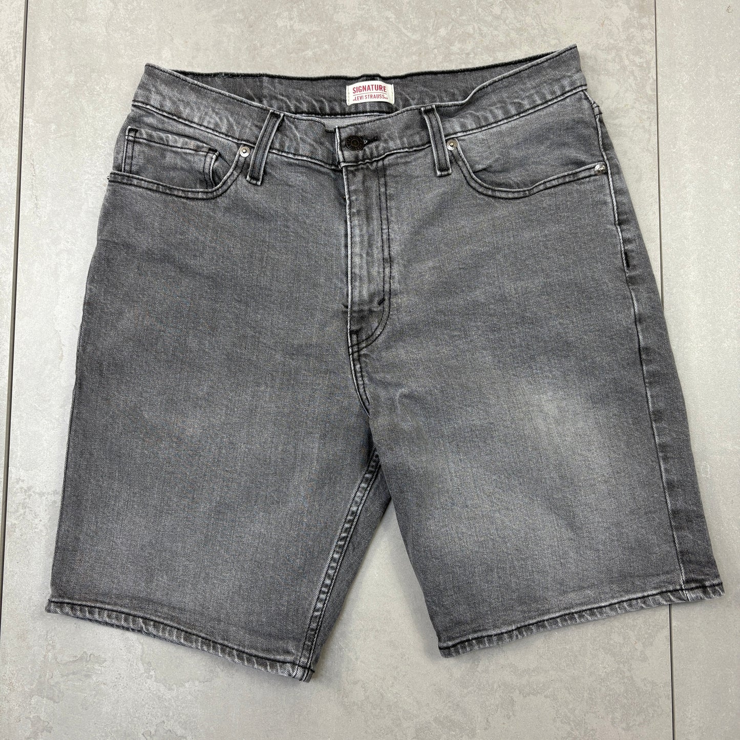 Vintage Levis Grey Straight Denim Shorts - 34