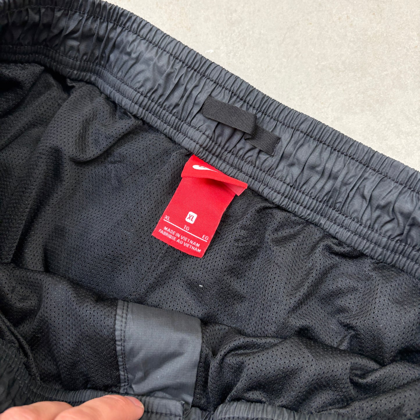 Vintage Nike Black Baggy Tracksuit Sweatpants Track Pants Bottoms - XL