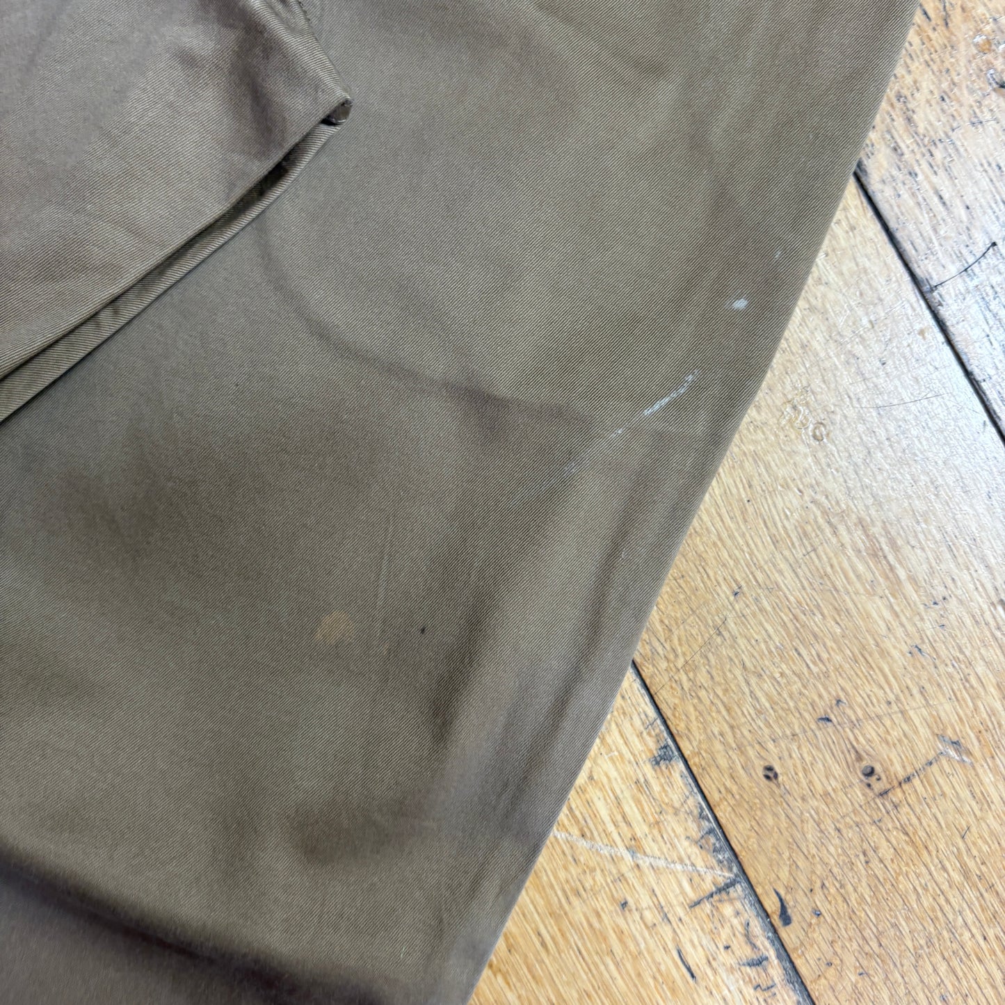 Vintage Levis Brown Chino Trousers - 32