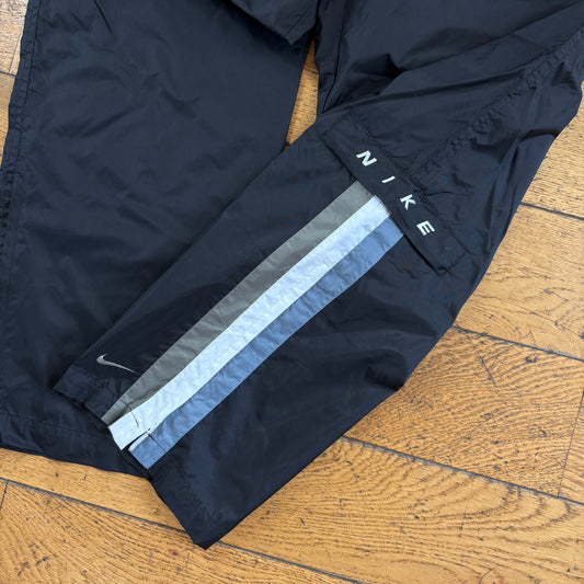 Vintage Nike Black Baggy Tracksuit Sweatpants Track Pants Bottoms - S