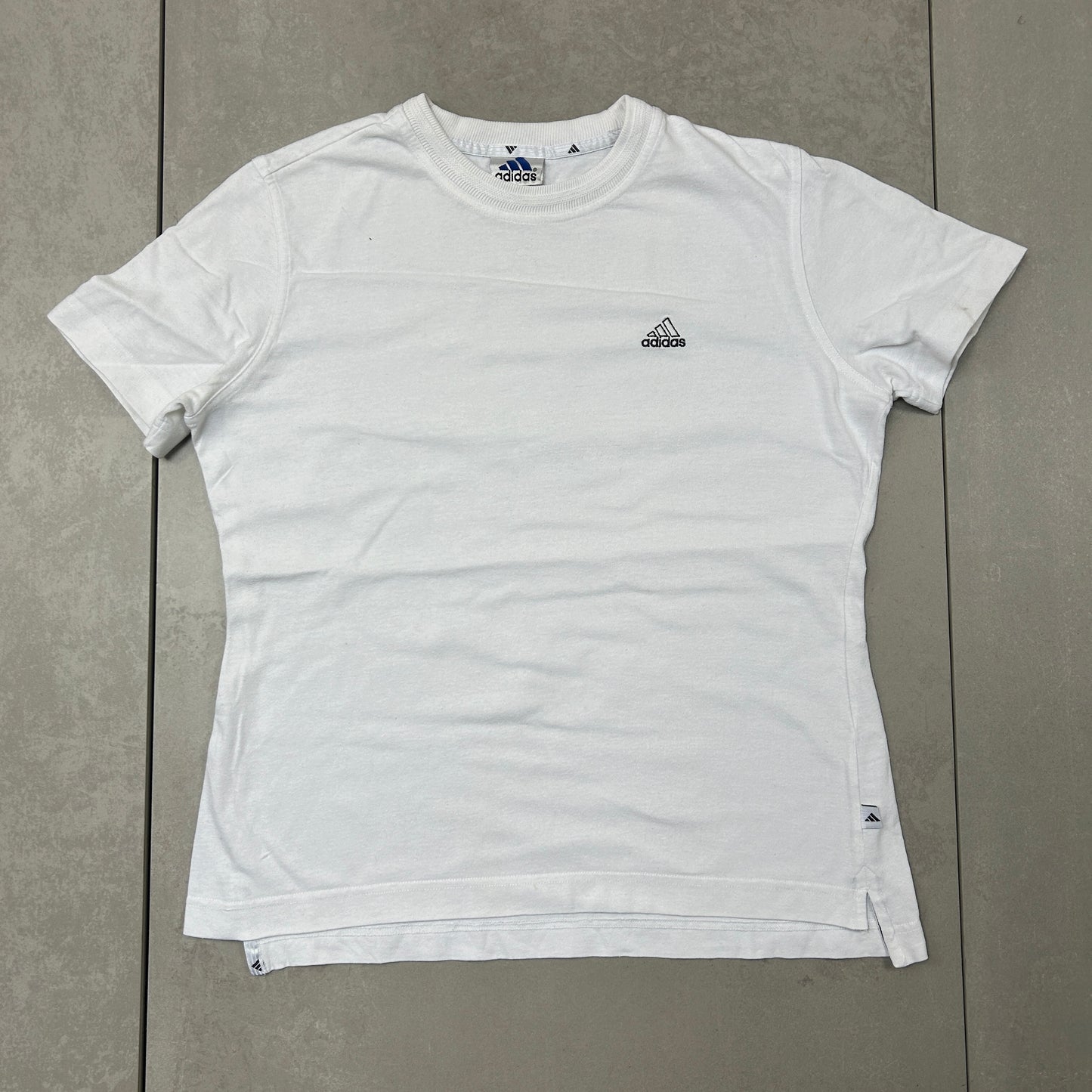 Vintage 90s Adidas White Embroidered Womens T-Shirt - Size 14