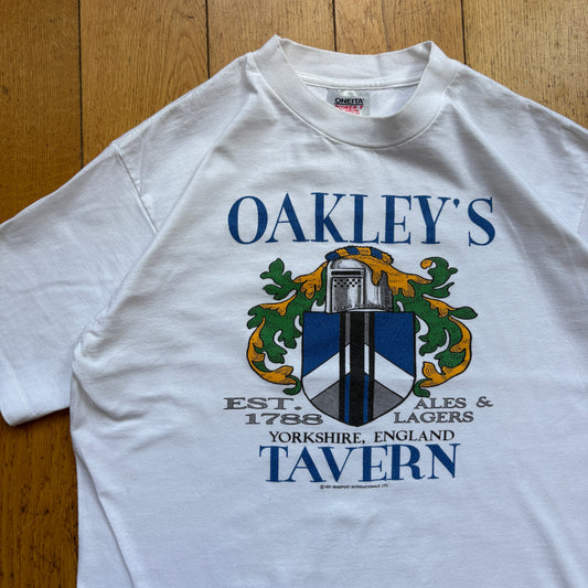 Vintage 1991 Oakleys Tavern Single Stitch White Graphic T-Shirt - M