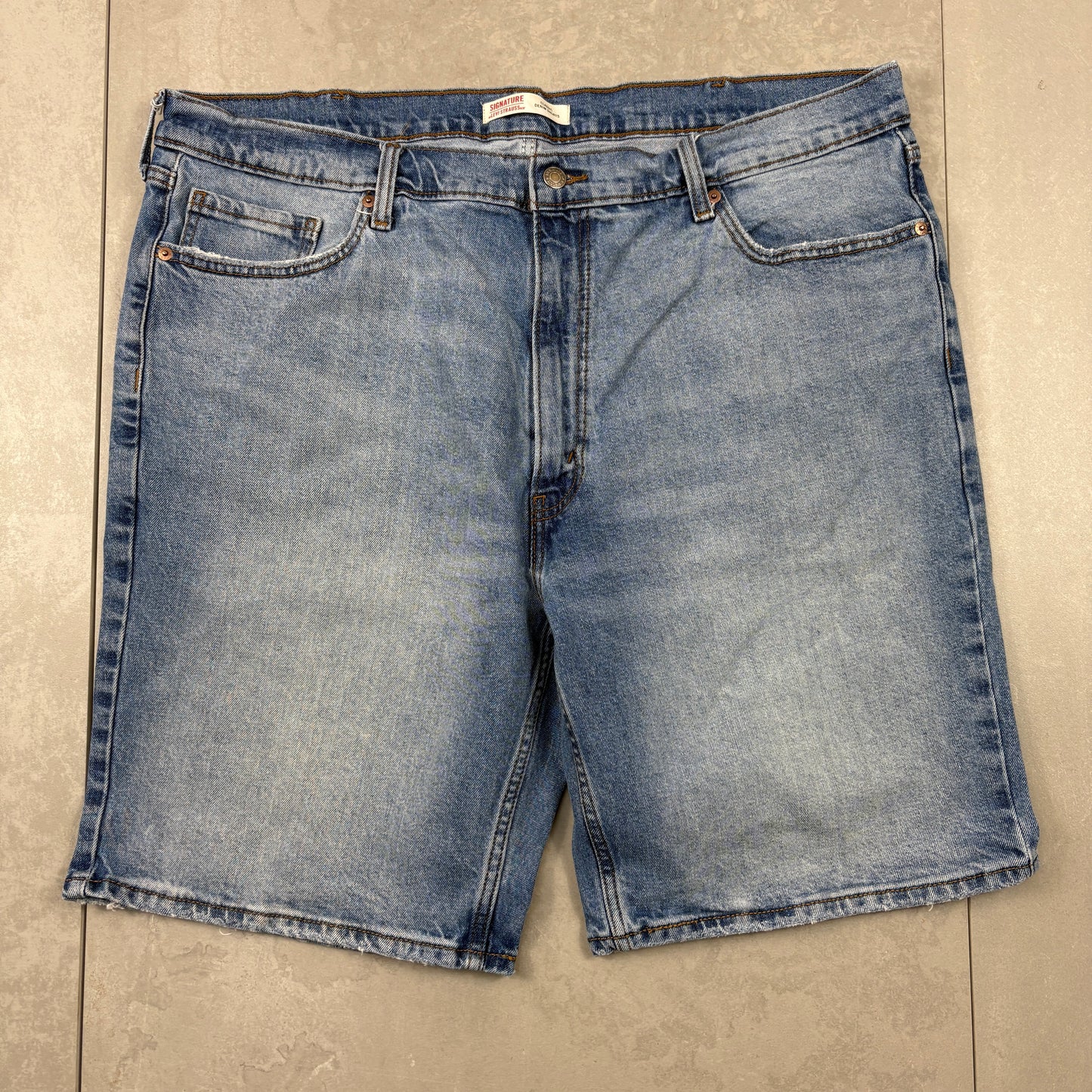 Vintage Levis Blue Baggy Denim Shorts - 42