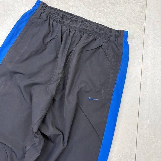 Vintage Nike Black Baggy Tracksuit Sweatpants Track Pants Bottoms - M