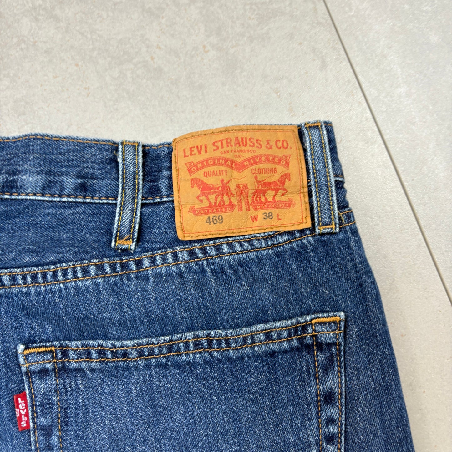 Vintage Levis 469 Baggy Blue Denim Shorts - 38