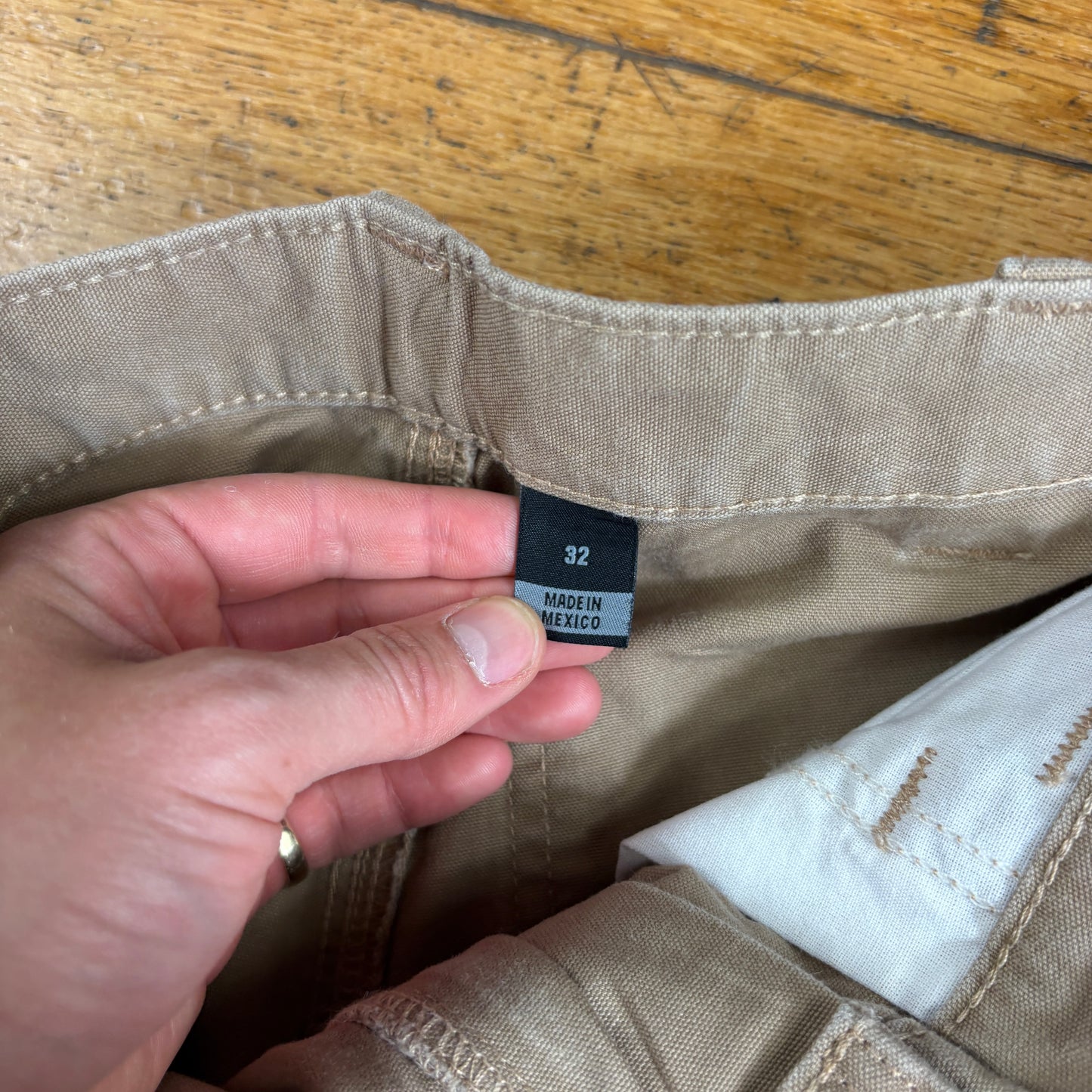 Vintage Carhartt Cream Workwear Baggy Carpenter Shorts - 32