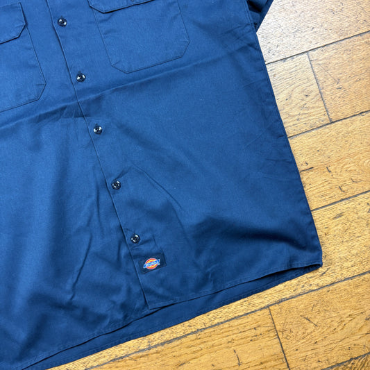 Vintage Dickies Navy Short Sleeve Workwear Shirt - M
