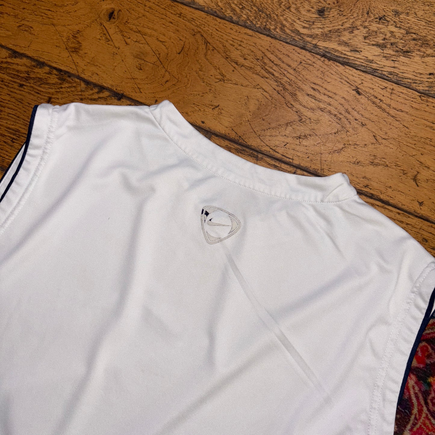 Vintage Y2K Nike White T90 Graphic Vest - XL