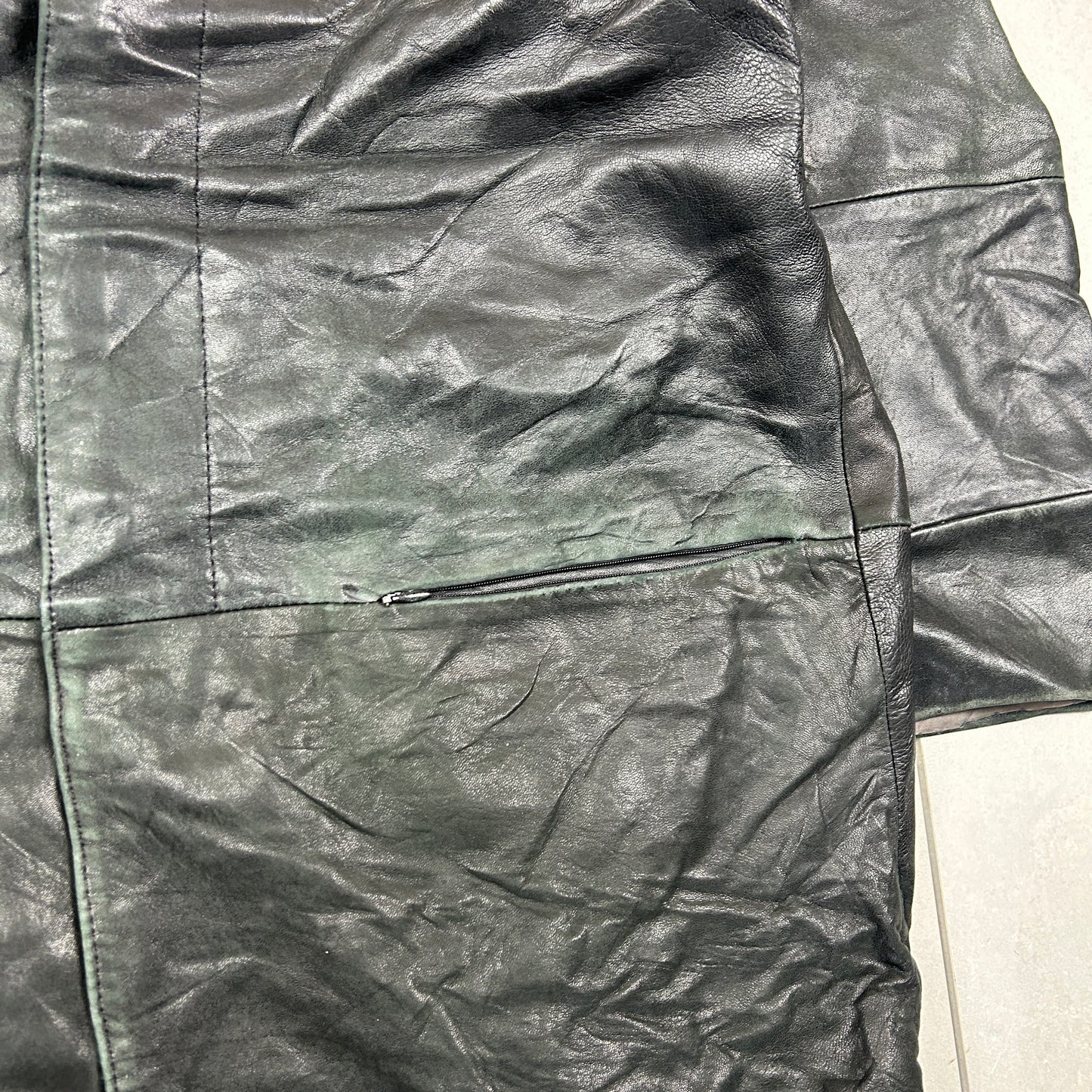 Vintage Trench Black Genuine Leather Bomber Jacket - M