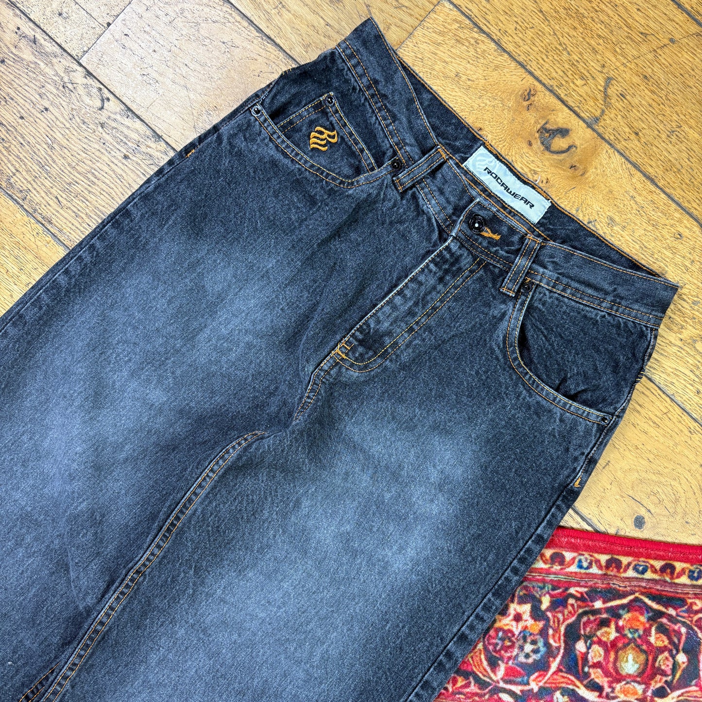 Vintage Rocawear Black Embroidered Y2K Hip Hop Baggy Jeans - 28