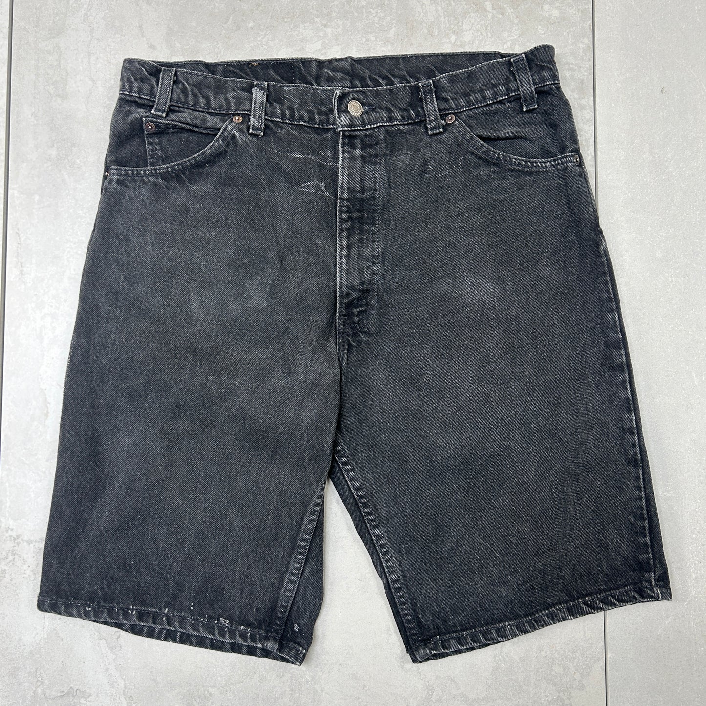 Vintage Levis 550 Baggy Black Denim Shorts - 36