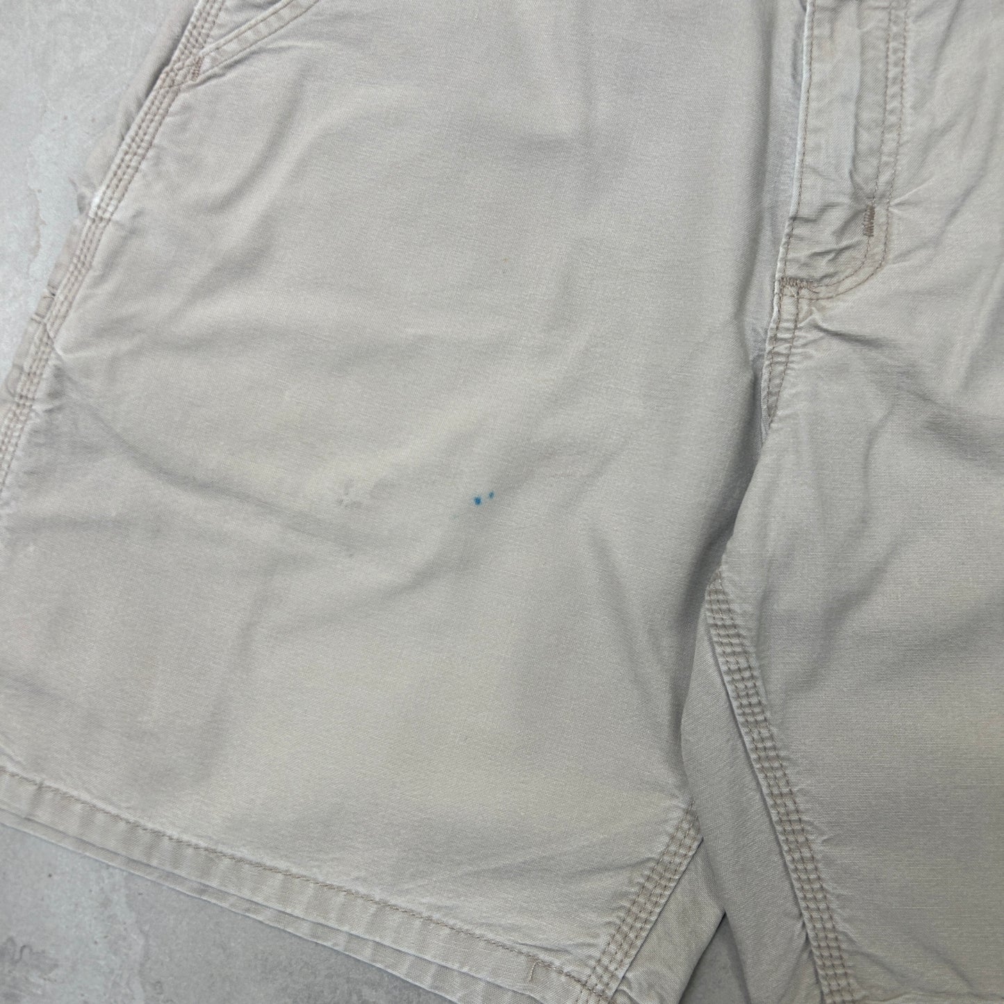 Vintage Carhartt Workwear Baggy White Cream Carpenter Shorts - 32