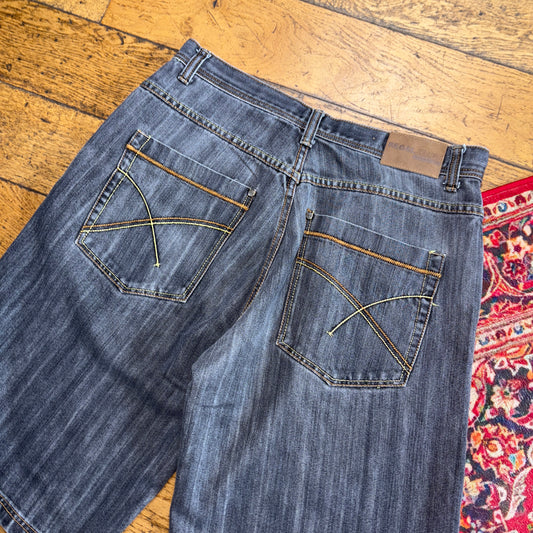 Vintage Regal Grey Embroidered Y2K Hip Hop Baggy Jeans Shorts Jorts - 36