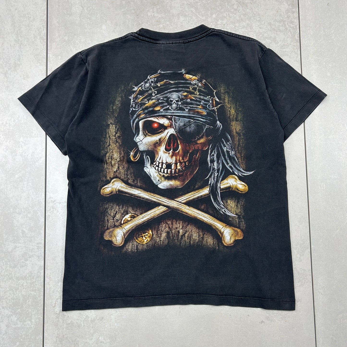 Vintage Skull Pirate Black Graphic T-Shirt - S