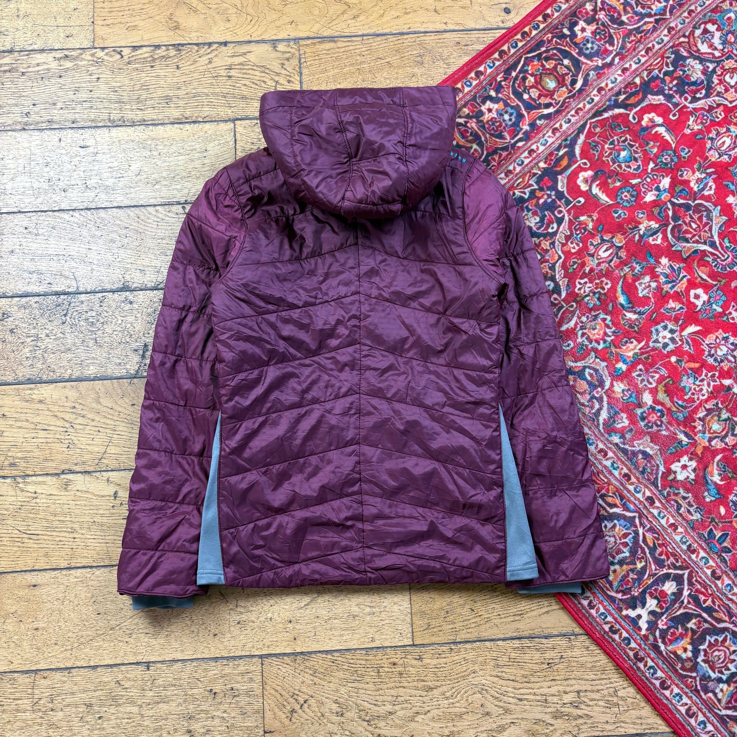 Oakley Lightweight Puffer Down Burgundy Womens Jacket Coat - XS