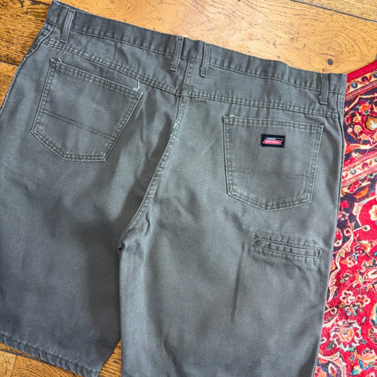 Vintage Dickies Workwear Carpenter Khaki Baggy Shorts - 42