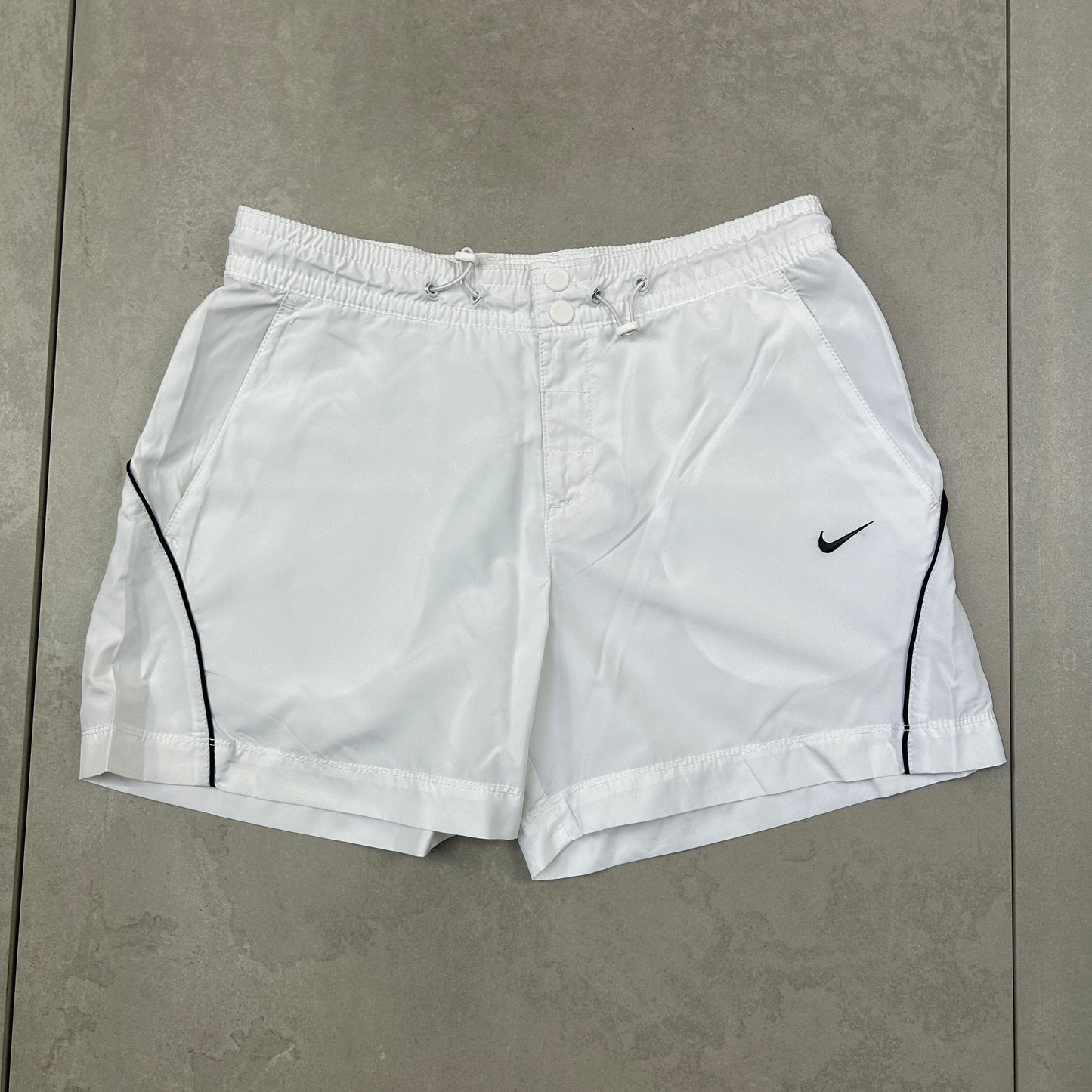 Vintage Nike Swoosh White Sports Shorts - S