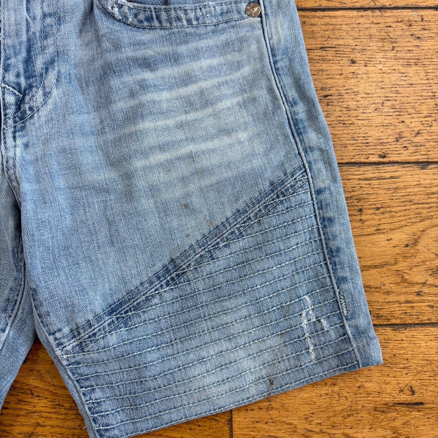 Vintage True Religion Moto Blue Embroidered Y2K Shorts Jorts - 30