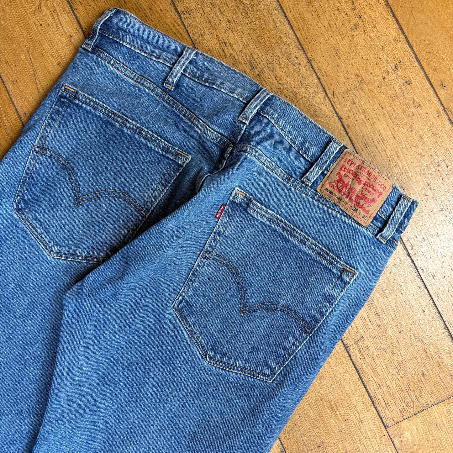 Vintage Levis Workwear Straight Blue Denim Jeans - 38
