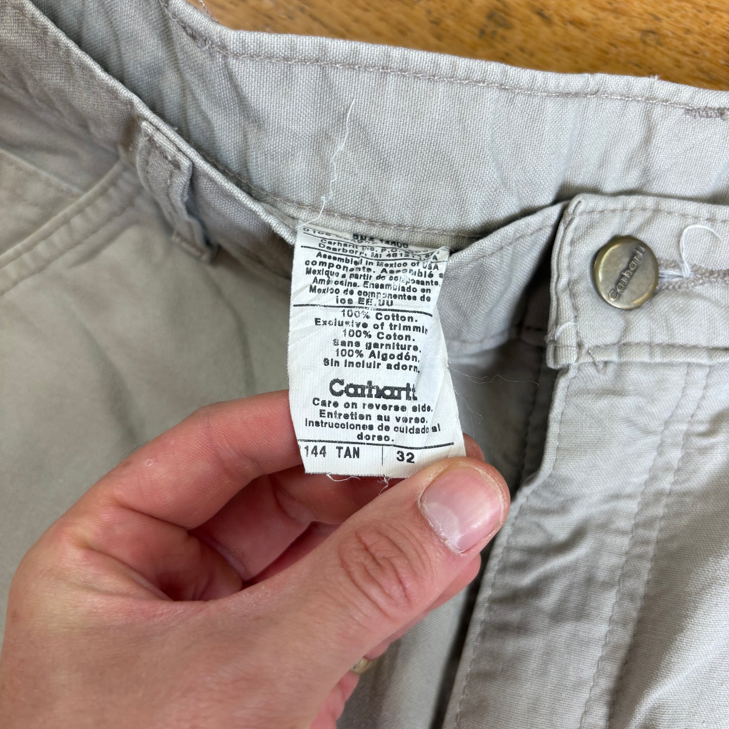 Vintage Carhartt Cream Workwear Baggy Carpenter Shorts - 32