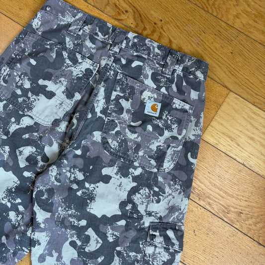 Vintage Carhartt Grey Camo Workwear Baggy Carpenter Shorts - 32