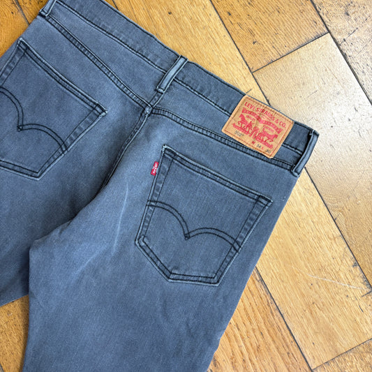 Vintage Levis 502 Straight Grey Denim Shorts - 34