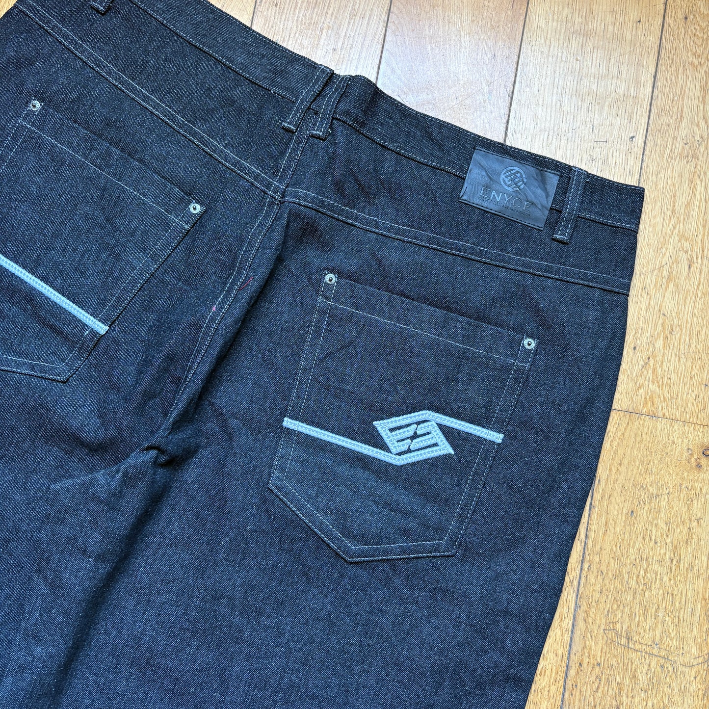 Vintage Enyce Embroidered Black Hip Hop Baggy Shorts Jorts - 46