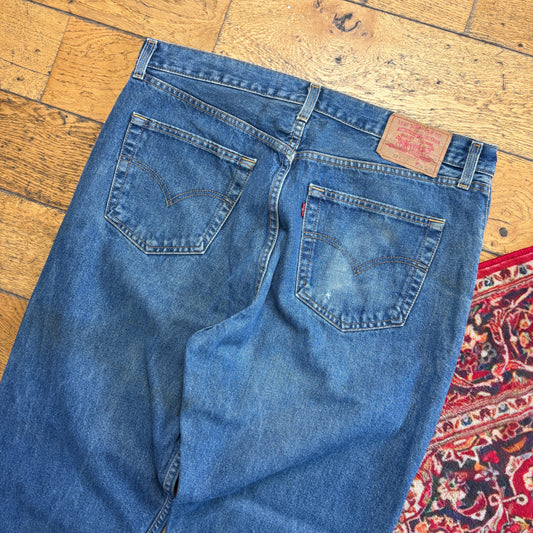Vintage Levis 521 Straight Blue Denim Jeans - 38R