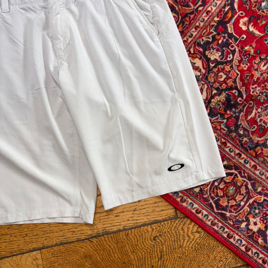 Vintage Oakley Cream Hiking Gorpcore Shorts - 34