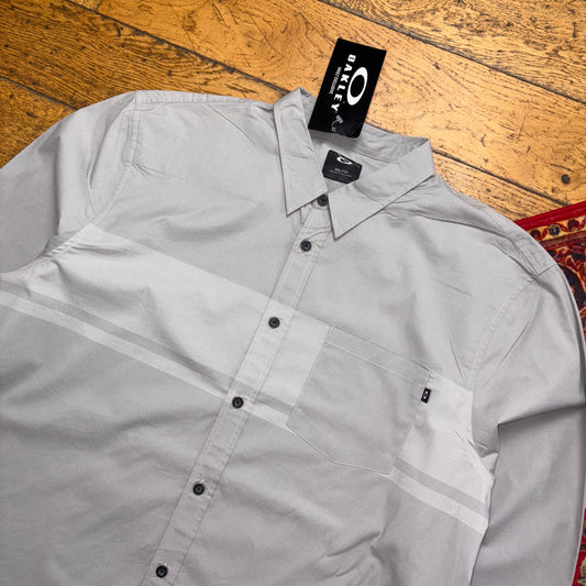 Vintage Oakley Grey Stripe Deadstock Shirt - 2XL