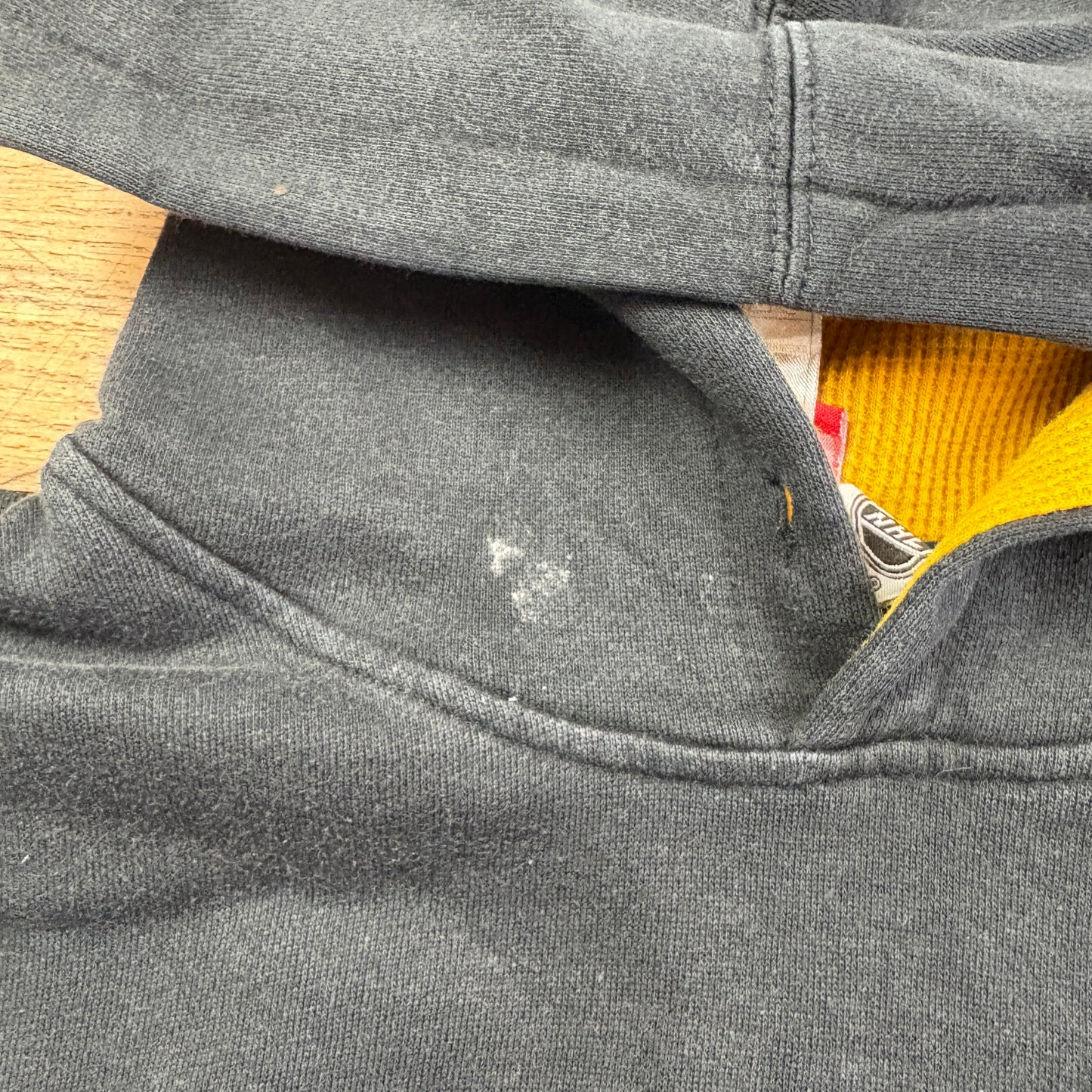 Vintage Reebok NHL Boston Bruins Black Embroidered Hoodie Sweatshirt - M