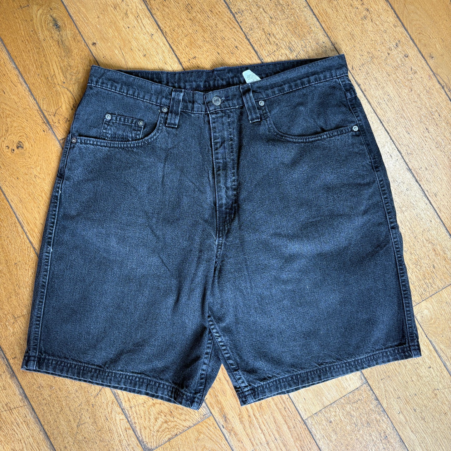 Vintage Levis L2 Rare Baggy Black Denim Shorts - 36