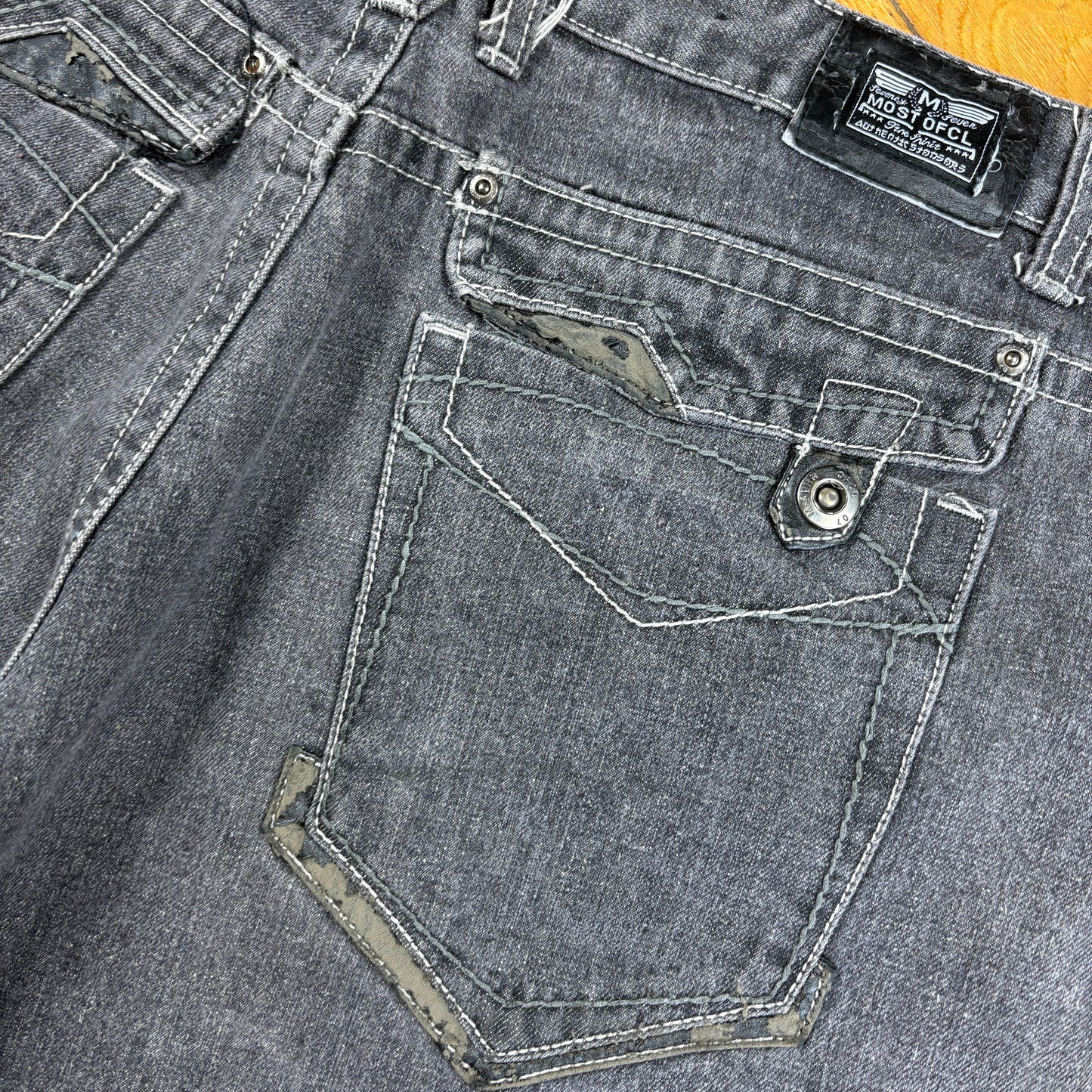 Vintage Embroidered Hip Hop Baggy Black Grey Shorts Jorts - 40