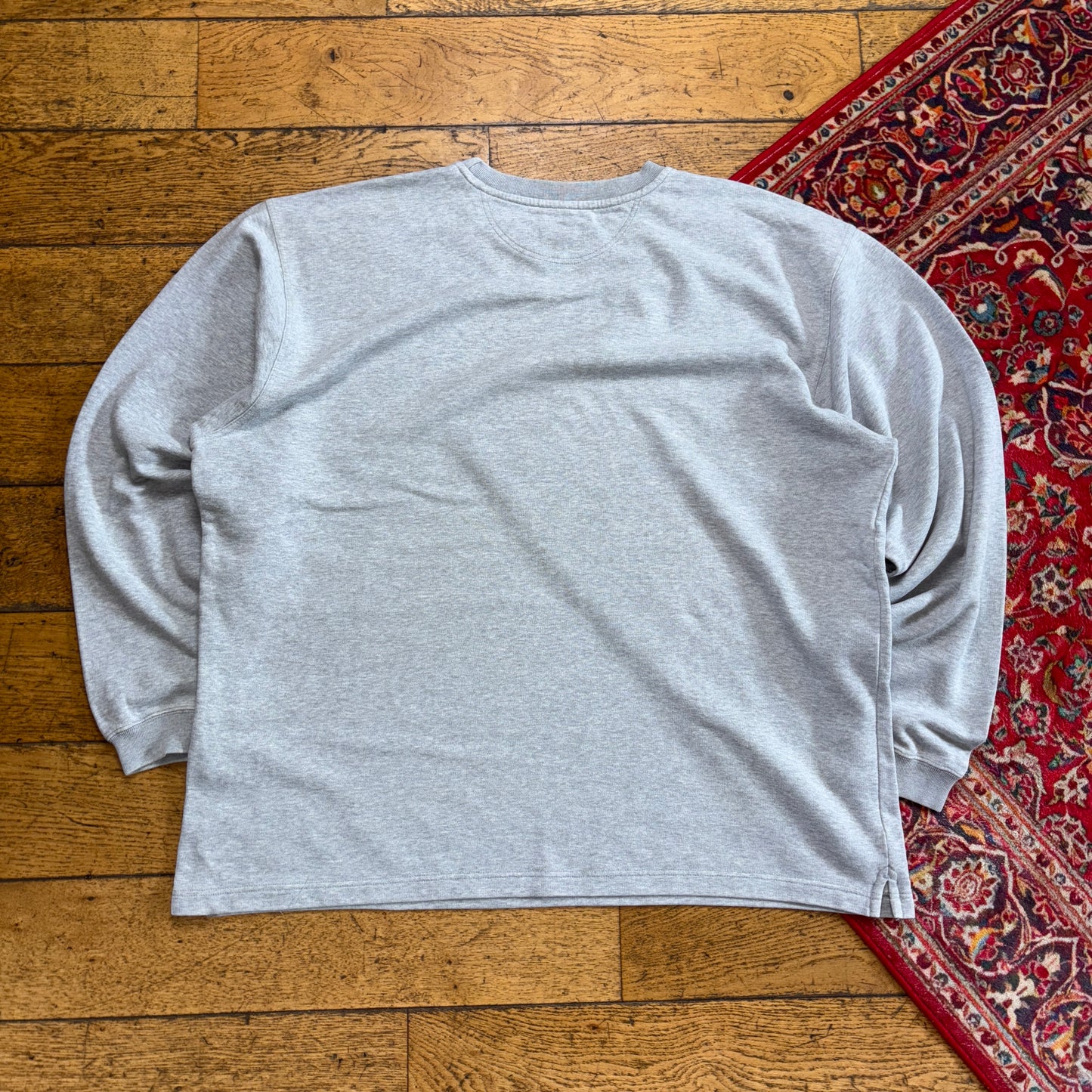 Vintage Nike Grey Y2K Swoosh Embroidered Sweatshirt - 2XL