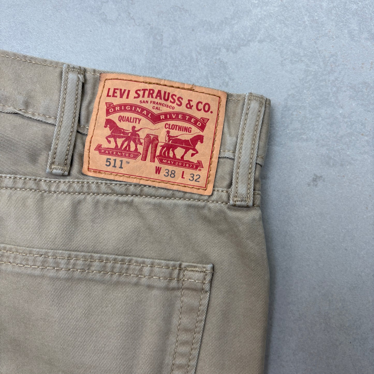 Vintage Levis 511 Slim Cream Chino Trousers - 38
