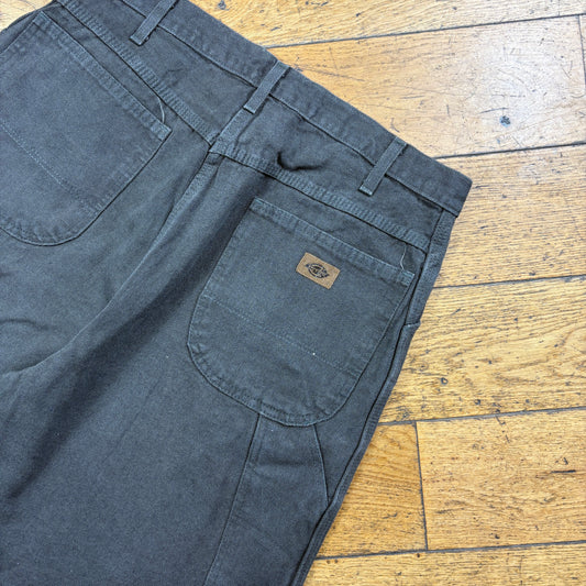 Vintage Dickies Workwear Carpenter Dark Brown Baggy Shorts - 34