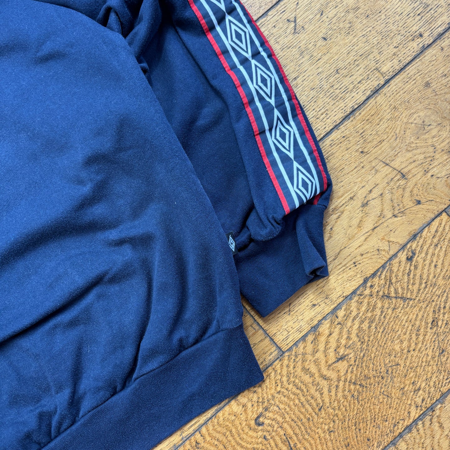 Vintage Umbro Navy Embroidered Sweatshirt - XL