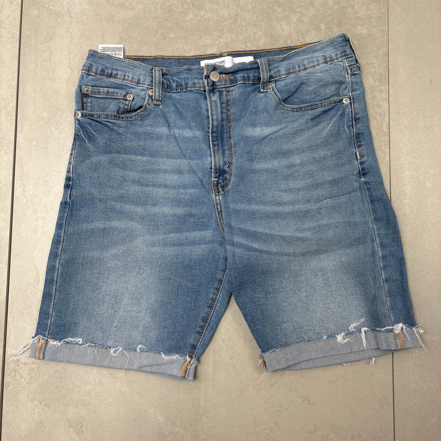 Vintage Levis Blue Denim Shorts - 34