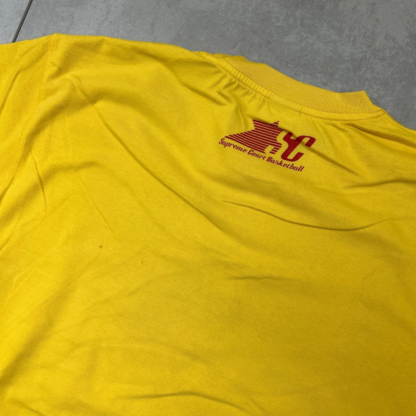 Vintage Nike Basketball Yellow Graphic T-Shirt - L