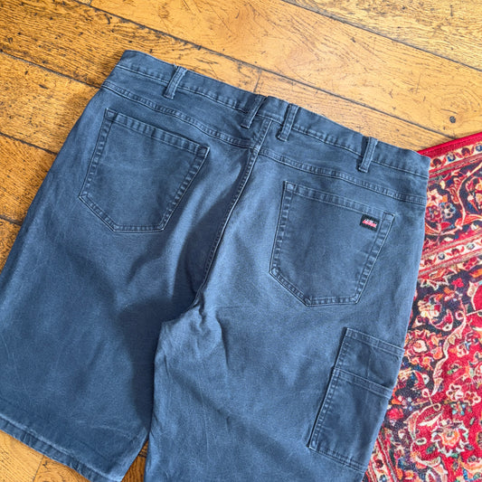 Copy of Vintage Dickies Workwear Grey Carpenter Baggy Shorts - 42