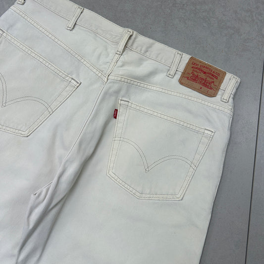 Vintage Levis 550 Baggy Cream Denim Shorts - 38