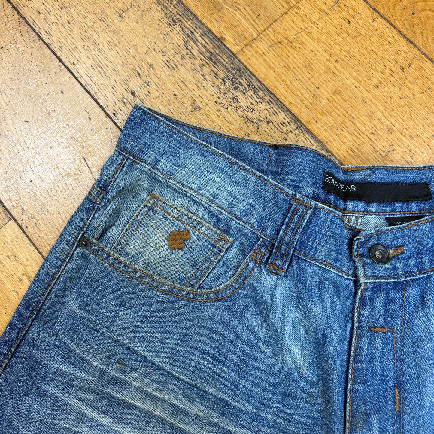 Vintage Rocawear Embroidered Hip Hop Baggy Blue Shorts Jorts - 36