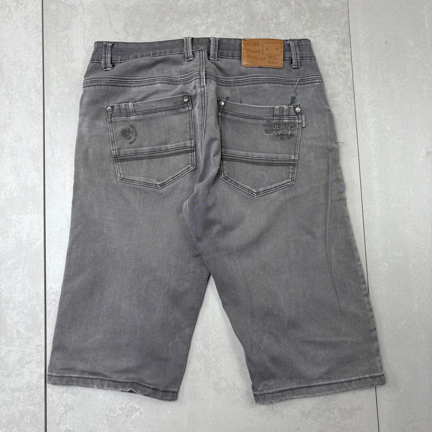 Vintage Embroidered Grey Hip Hop Shorts Jorts - 34