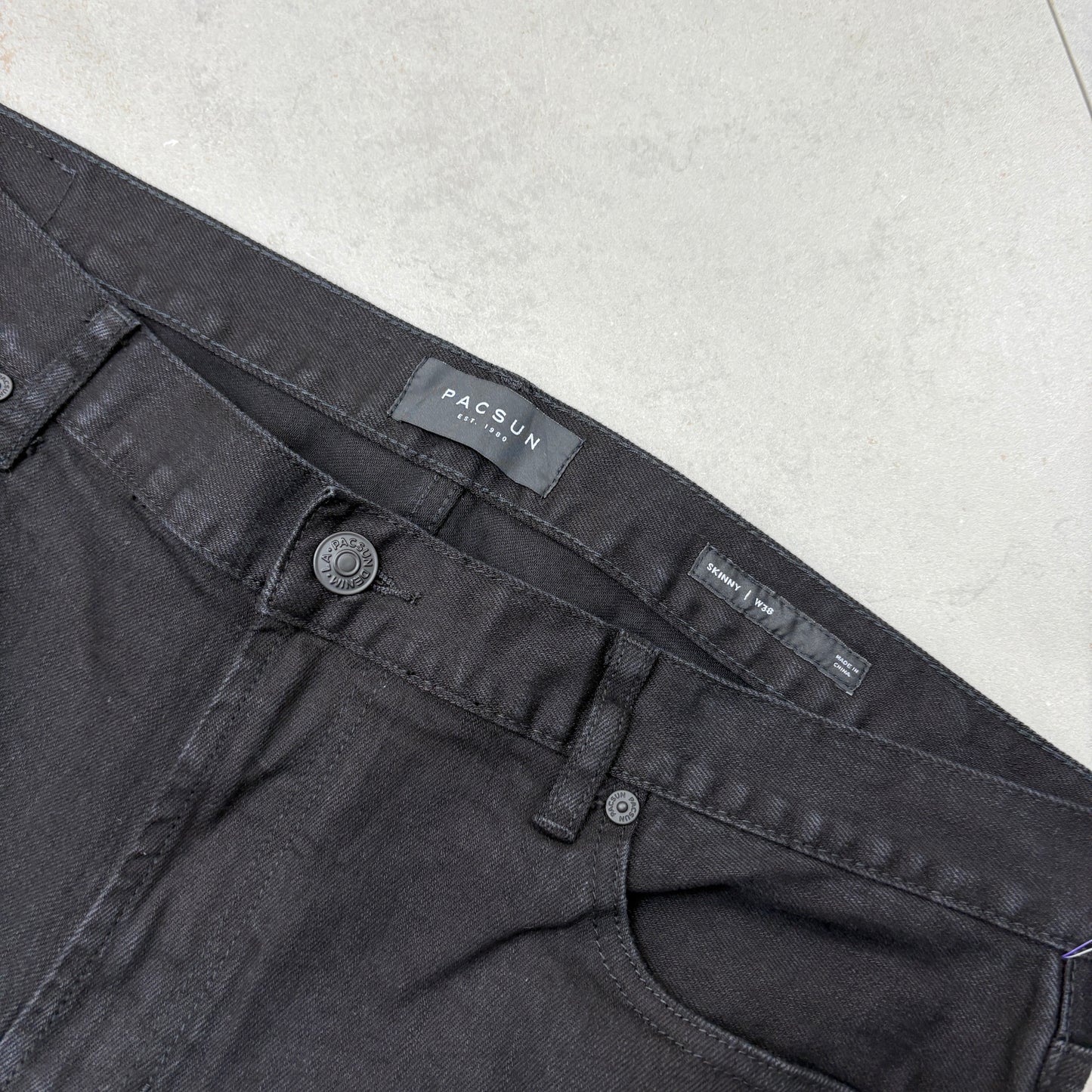 Vintage Black Distressed Skinny Shorts Jorts - 36