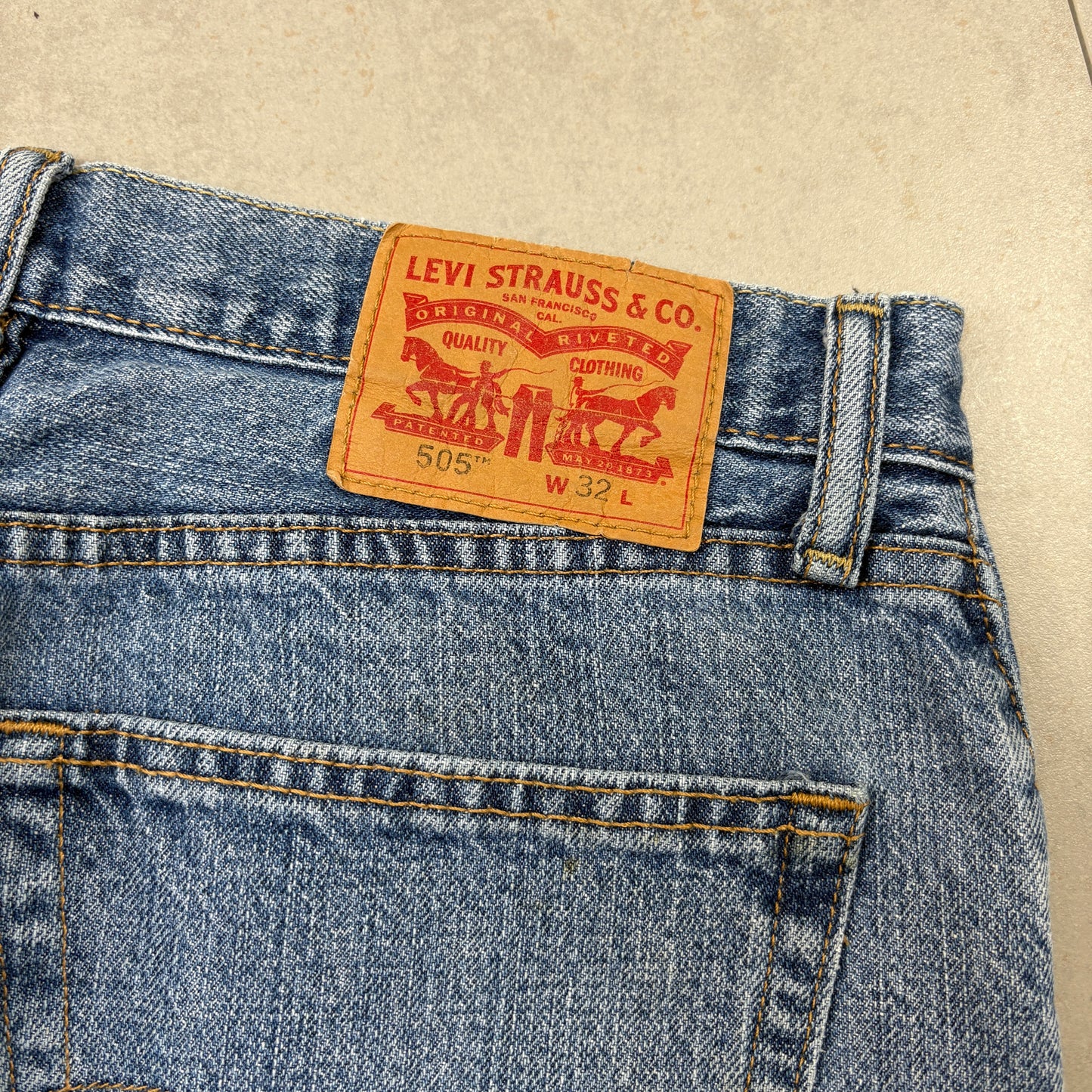 Vintage Levis 505 Blue Straight Denim Shorts - 32