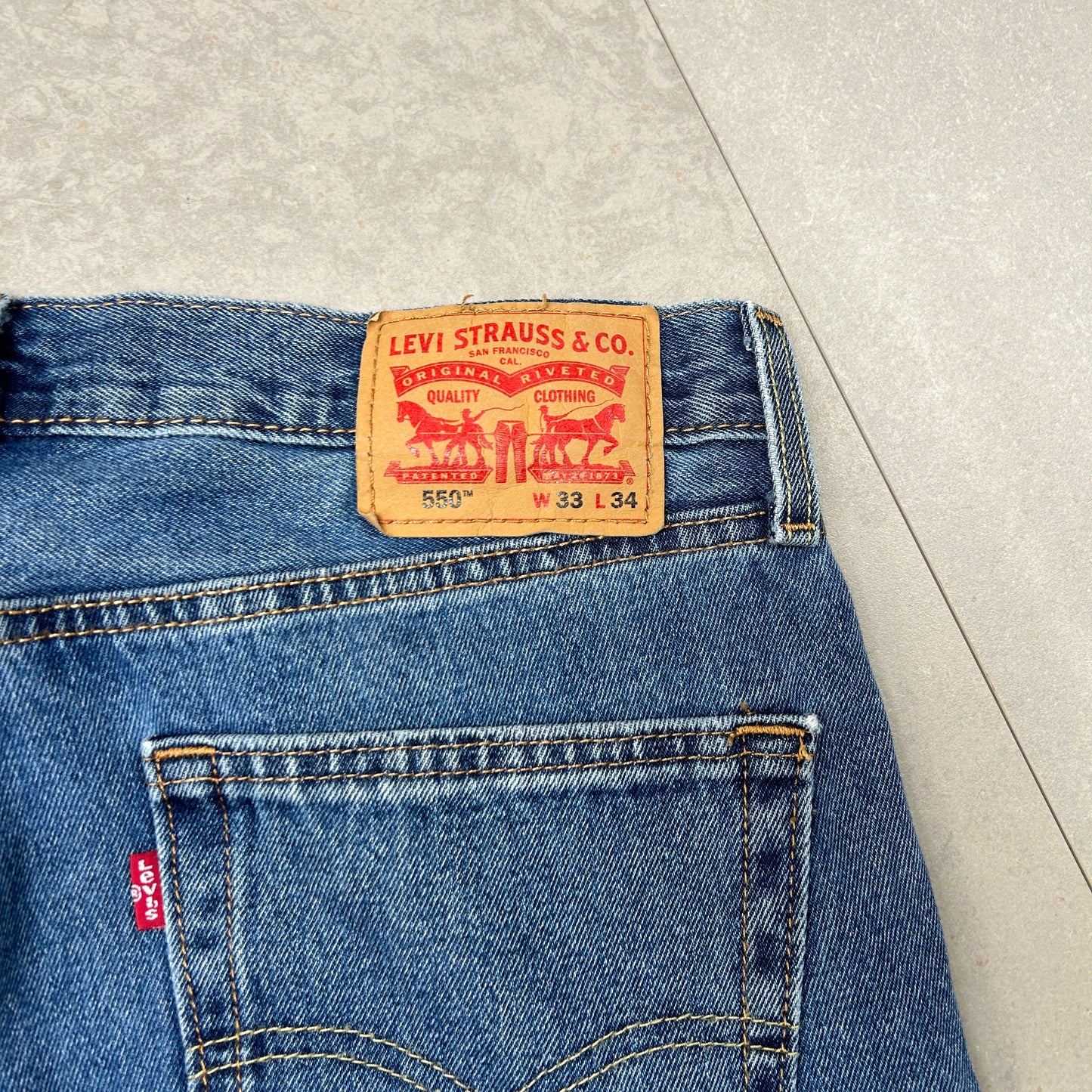 Vintage Levis 550 Baggy Blue Denim Shorts - 33